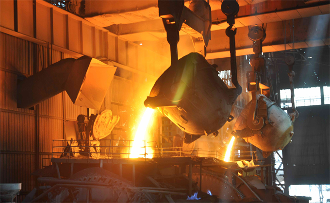 高压真空断路器的屏蔽系统